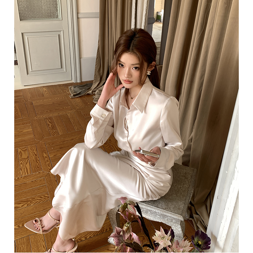 2026 Autumn New Arrival High Waist Fishtail Skirt with Pleated Waist Design for Women Slim Fit Bodycon Midi Skirt - Image 2