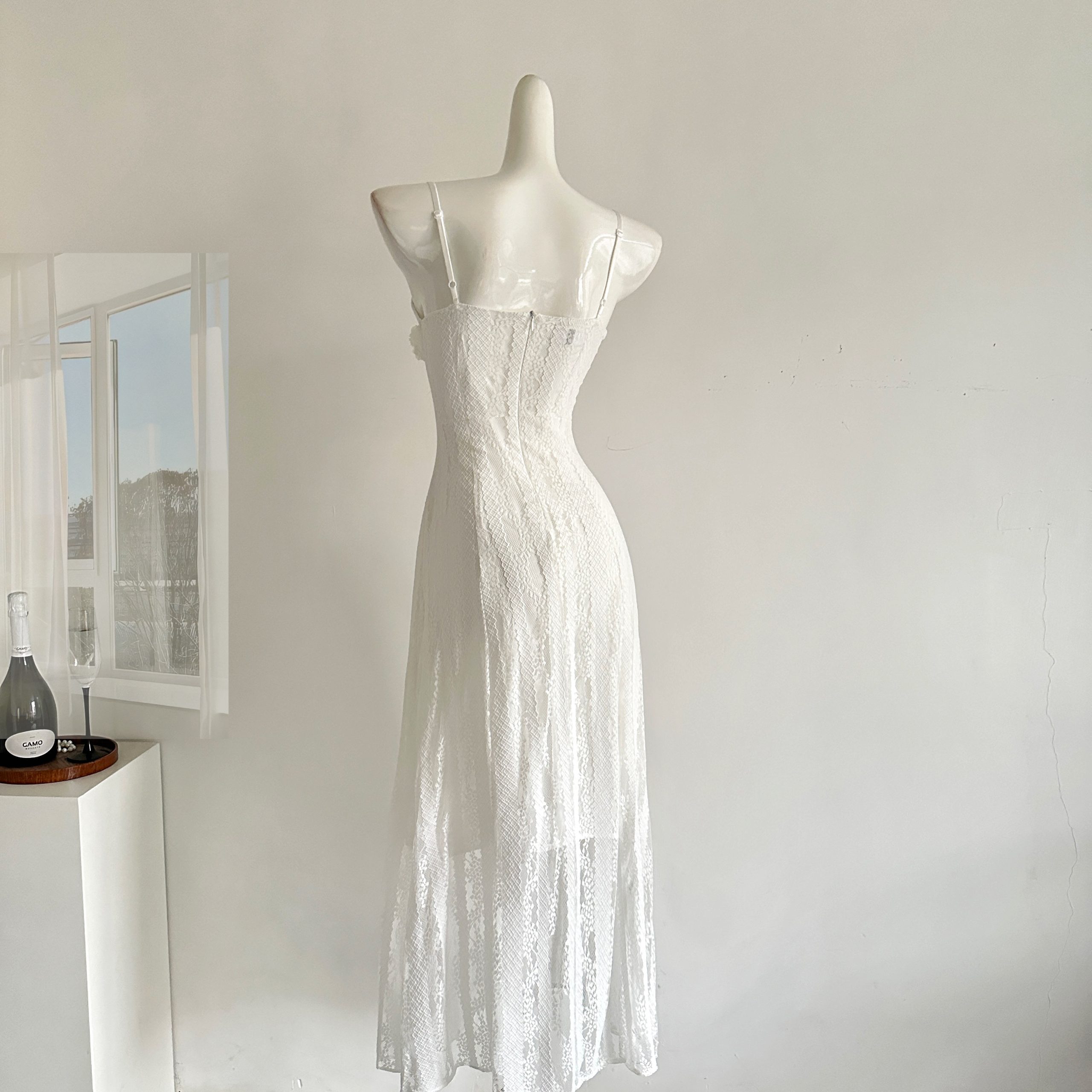 Pokemeng Moonlight Lace Floral Slim Waist Strapless Dress White - Image 4