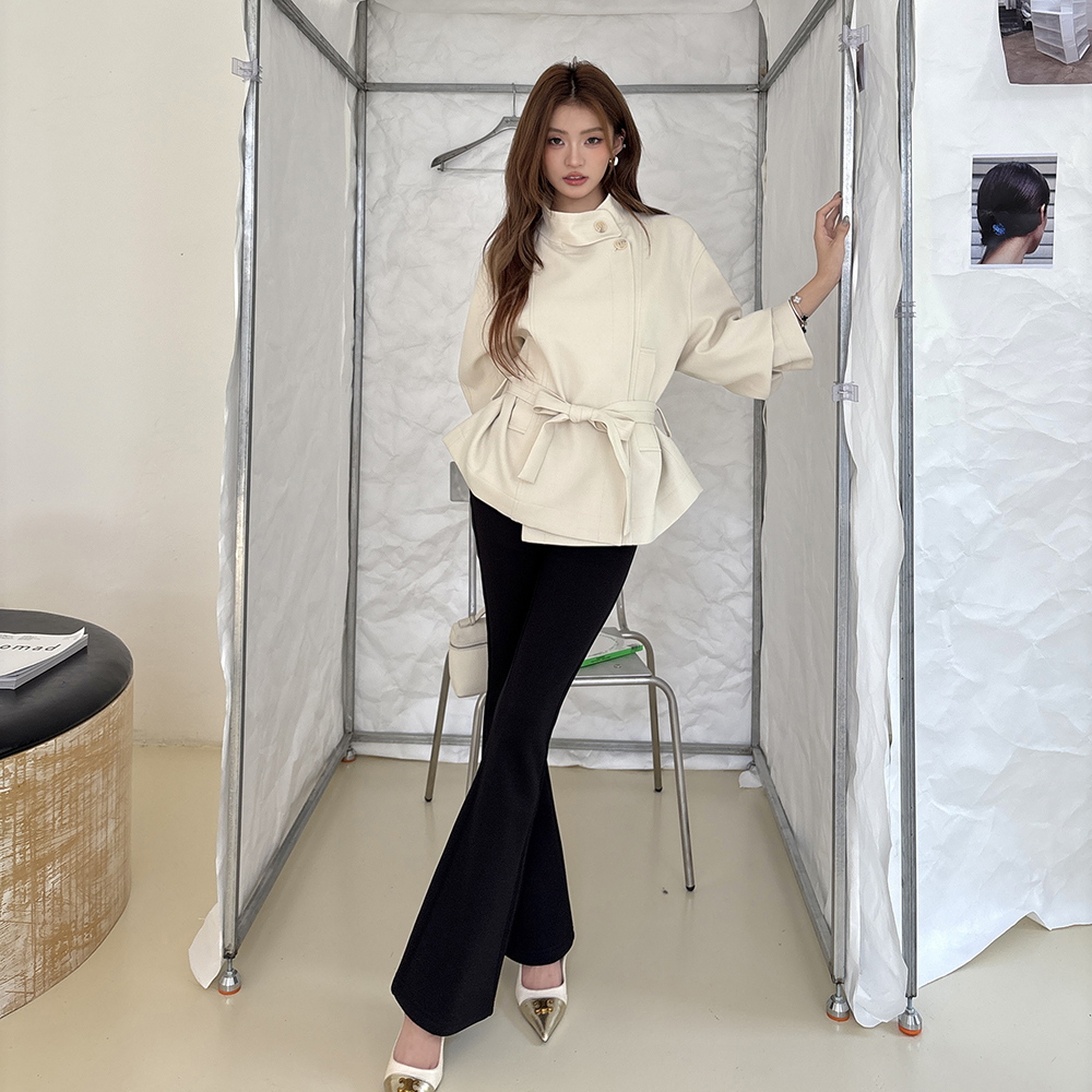 2026 Autumn New Design Slim Flared Pants for Women, Warm Non-Bulky Long Pants, Versatile Style - Image 2