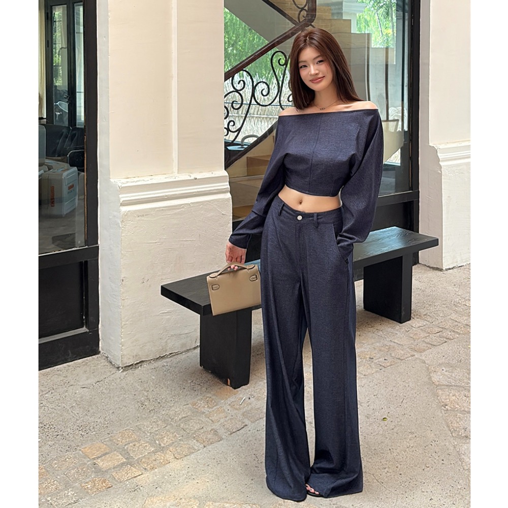 2026 Fall New Design One-Shoulder Waist-Revealing Top and Wide-Leg Pants Two-Piece Set for Women - Image 4