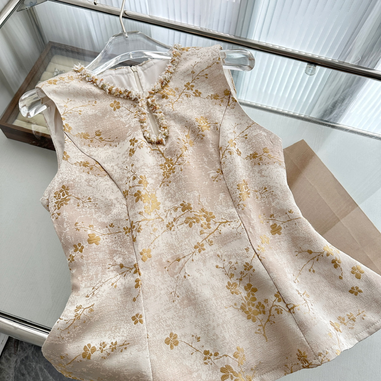 Chinese Style New Elegant Satin Jacquard Sleeveless Waist-Cinching Vest Top with Flowing A-Line Skirt Two-Piece Set Summer - Image 5