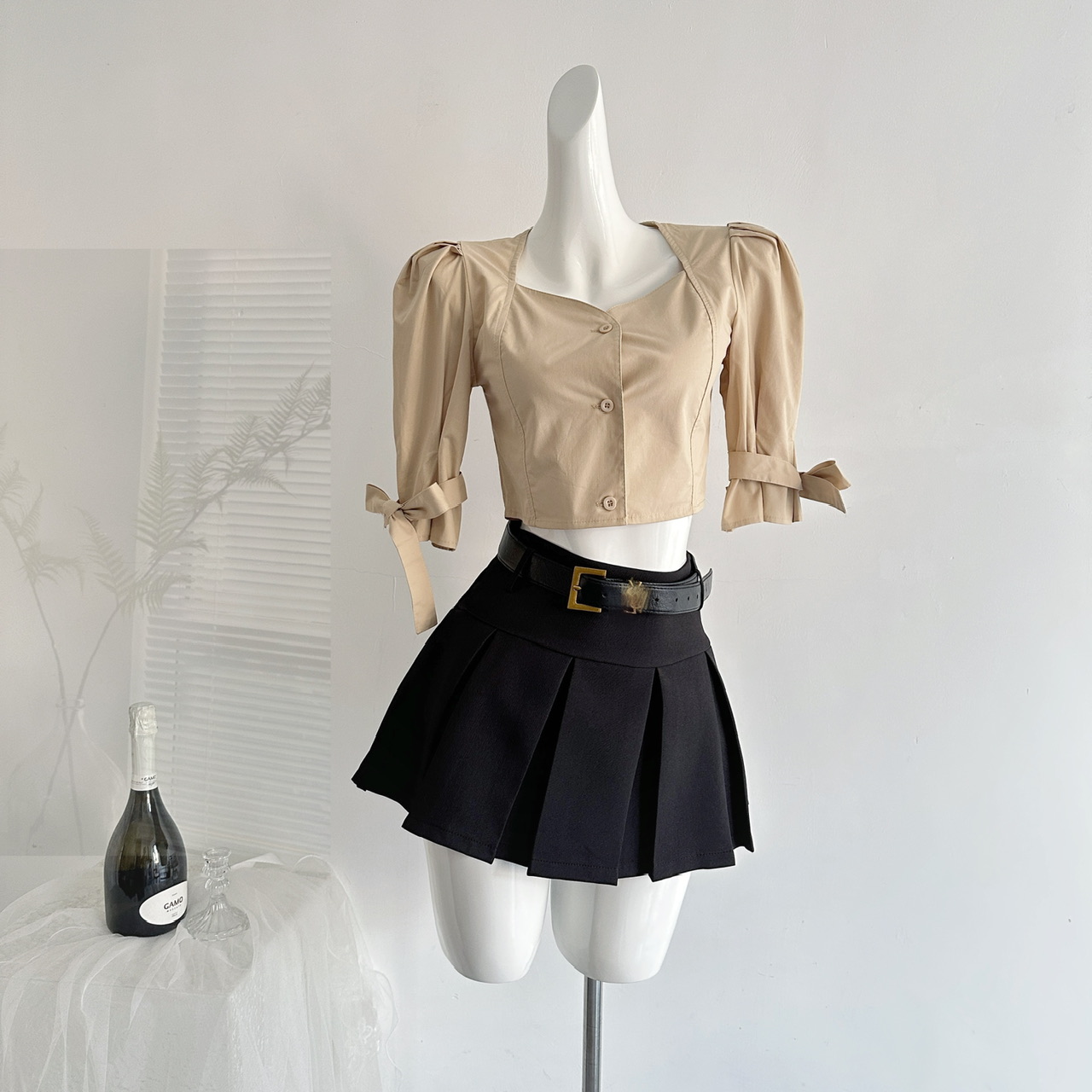 Korean Style Bubble Sleeve Shirt and Pleated Skirt Two-Piece Set for Women - Image 2