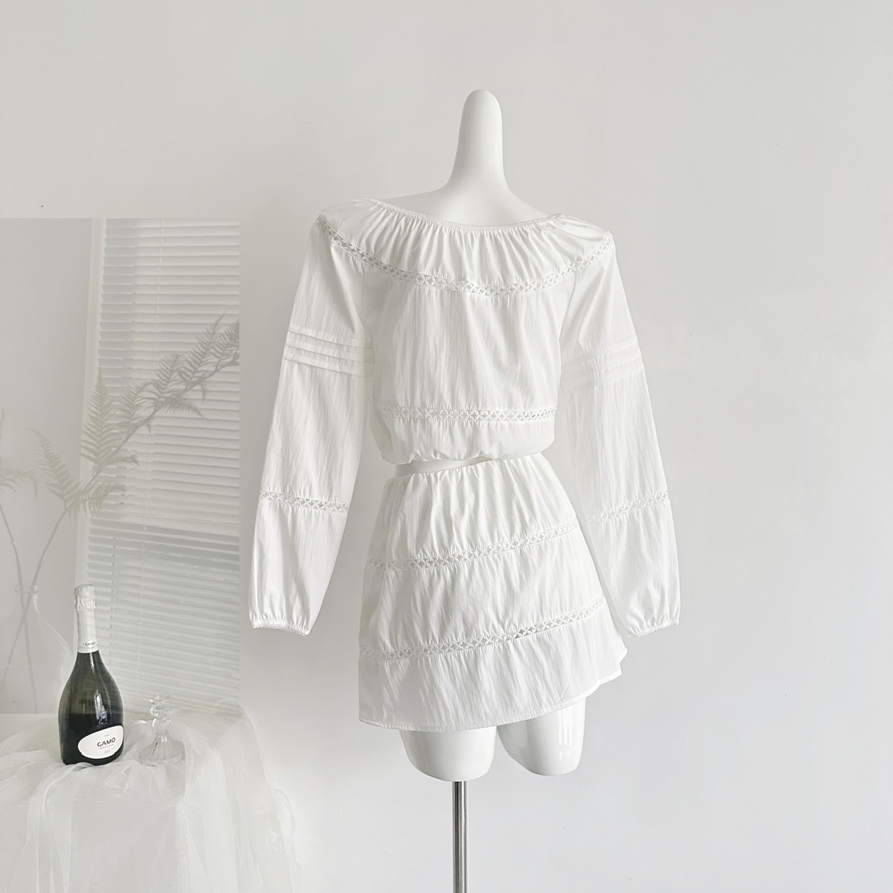 Chi San San 26/SS Swan Etude Miu-style Hollow Embroidery White Top and Skirt Cotton-feel Suit Set - Image 4